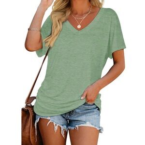 Elegant Green V-Neck Short Sleeve Tee